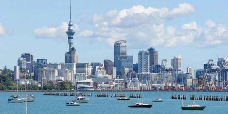Selandia Baru selalu masuk dalam daftar negara paling aman di dunia (travel.kompas.com)