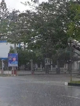 Hujan Lebat di salah satu sisi Kota Banda Aceh (dok.pri)
