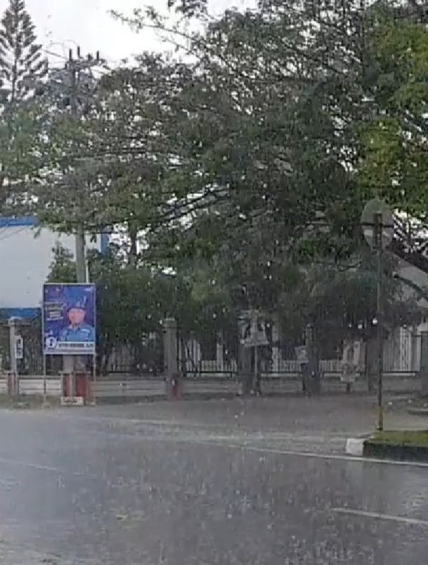 Hujan Lebat di salah satu sisi Kota Banda Aceh (dok.pri)
