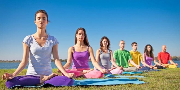Meditasi memiliki efek yang luar biasa bagi kesehatan (Sumber: www.shutterstock.com)