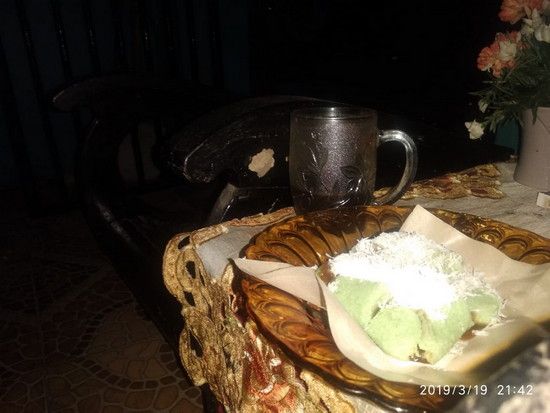 (Putu Menangis di Malam hari/dokpri)