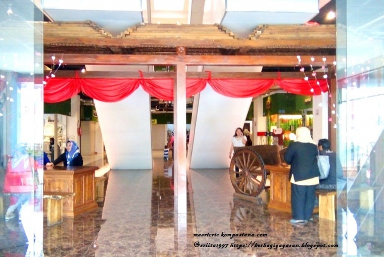 Market Handicraft Pertama di Kota Bandung Halaman all Market Handicraft Pertama di Kota Bandung Halaman all