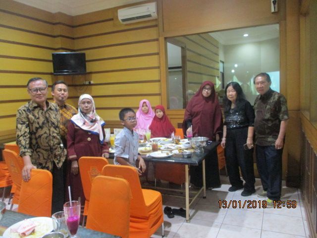 Photo bersama teman lama (dok.Roselina)