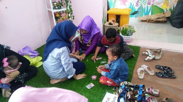 belajar menghitung jumlah manik - dokpri