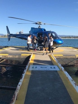 Naik Helikopter untuk melihat keindahaan kota Goldcoast (dok pribadi)