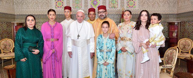 Paus dan keluarga Raja Maroko- moroccoworldnews.com