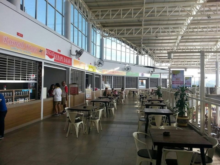 Suasana Food Court Lantai 2 (dokpri)