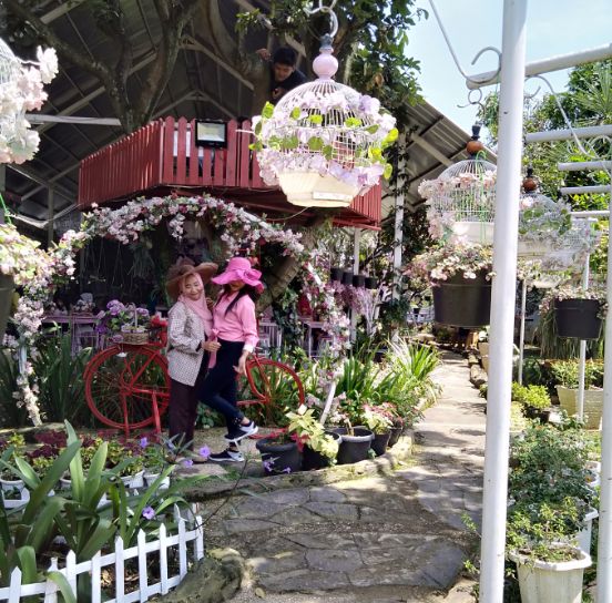 Taman Peri Tempat Asik Bagi Penggila Selfie Halaman All Kompasiana Com