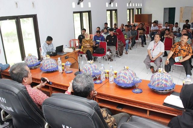 Pelatihan oleh KOMPAK di Aula Kantor Kecamatan Pa'jukukang dibuka oleh Sekda Bantaeng (04/04/2019).