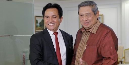 Yusril ihza mahendra dan SBY.sumber : rumgapers/abror rizki
