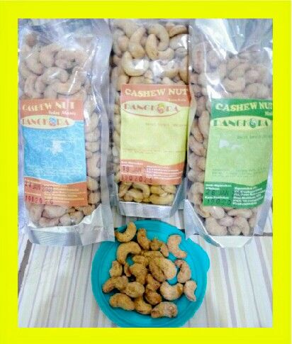 Kacang Mete Siap Santap Produk Khas Pulau Muna Sulawesi Tenggara (dokpri).