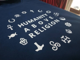 Humanity above Religion: Menomorduakan Agama untuk Perdamaian | Twitter @Sinner