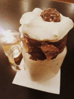 Milkshakes nutella campuran ferrero rocher chocolate dengan harga 55rb | dokpri