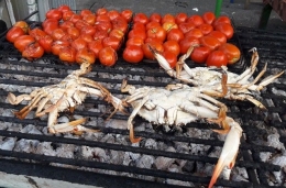 Kepiting dengan bumbu tomat panggang seperti apa ya rasanya?(dokpri)