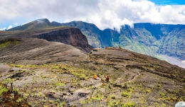 Lanskap Kaldera Gunung Tambora. Sumber: Takwa
