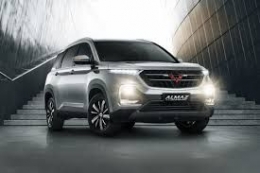 Wuling Almaz, berbasis Chevrolet Captiva. Siap bertarung dengan Honda CRV dan Nissan X-trail. (Sumber : oto.com)