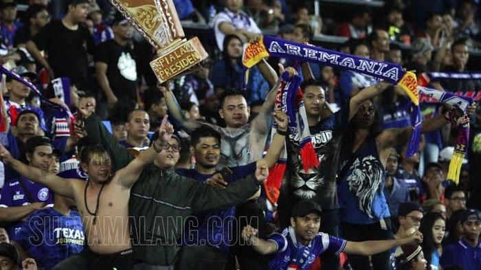 aremania-suporter-arema-fc-5cb14b0295760e5af2276733.jpg