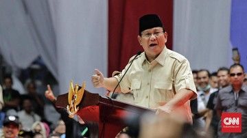 Prabowo Subianto ungkap kekesalan kepada media atas aksi reuni 212. (CNN Indonesia/Adhi Wicaksono)