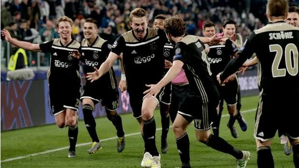 Ajax tangguh di J Stadium (Sbr Gbr : Getty Images)