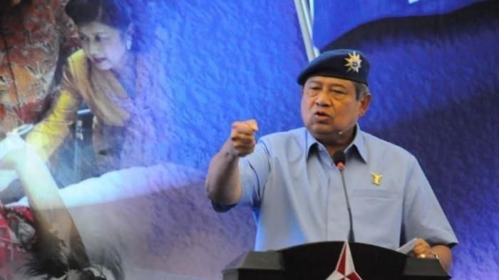 SBY tengah memberi arahan. Foto | Tribunnews.com