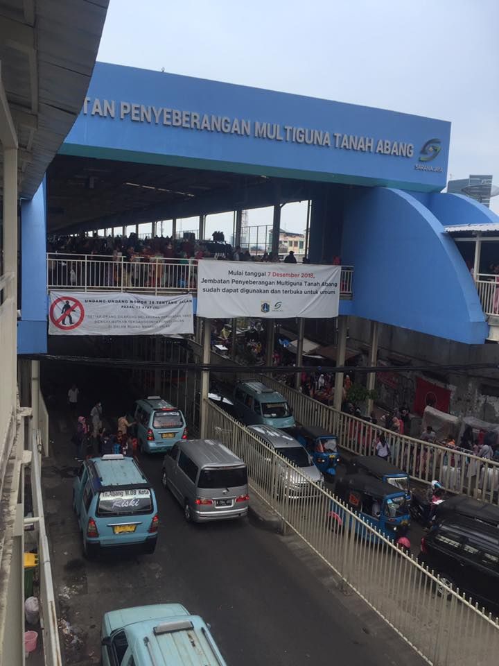 Tampak jembatan multiguna dari Jl Jatibaru (dok asita)