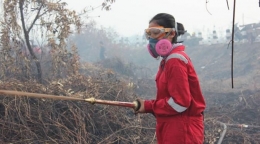 Intan Syafrini menjadi kartini milenial yang peduli dengan kelestarian hutan di Kalimantan (www.liputan6.com)