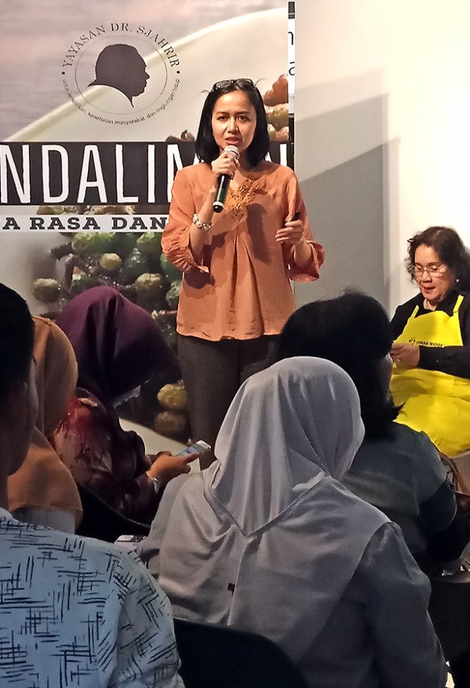 Bu Murni Titi Resdiana dari Kantor Urusan Khusus Presiden Bidang Pengendalian dan Pemulihan Lingkungan. (Foto GANENDRA)