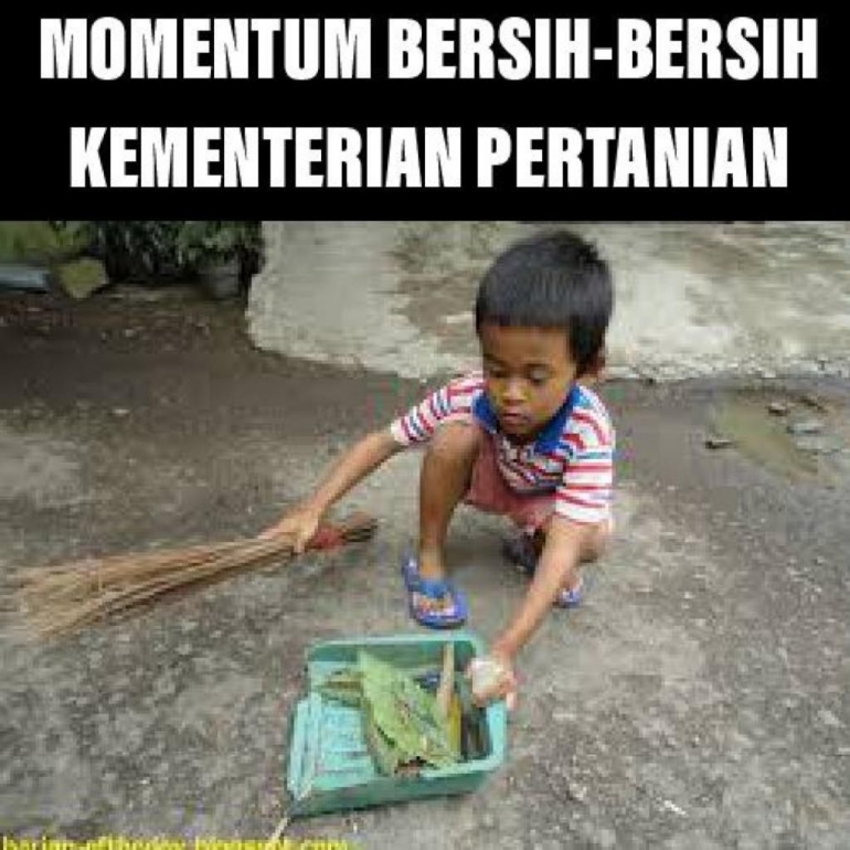 Momentum bersih-bersih (meme olah pribadi, viralohviral.co) 