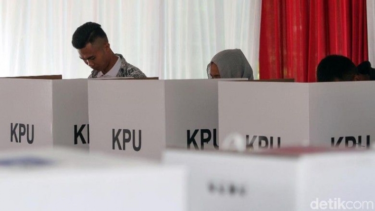 Demokrasi Dalam Wujud Pemilu Mencari Yang Terbaik Dalam Memimpin. sumber: detik.com