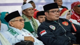 Ma'ruf Amin ketika kampanye di Jawa Barat, didampingi Ridwan Kamil (kabar24.bisnis.com)