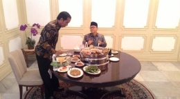Santap Siang Ketum PAN, Zulkifli Hasan bersama Jokowi /dok.Liputan6.com