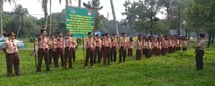 40 siswa-siswi yang tergabung dalam Saka Wira Kartika sedang nengikuti latihan di Cibubur