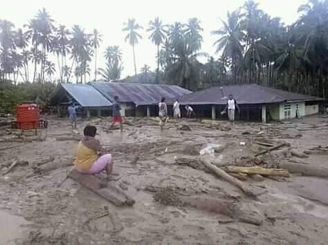 Rumah warga tertimbun tanah longsor