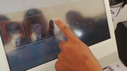 Ilustrasi: Simulasi e-voting dengan menggunakan teknologi buatan Badan Pengembangan dan Penerapan Teknologi (BPPT).| Kompas.com/Sabrina Asril