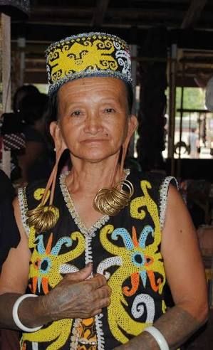 Tradisi cuping telinga panjang, tradisi leluhur dayak yang nyaris akan punah | Detik.com
