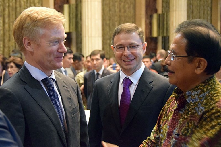 Mr Ruslan (tengah) Sofyan Djalil (kanan) di acara 101 Anniversary Republik Demokratik Azerbaijan di Hotel Kempinsky, Jakarta Pusat, Senin 29 April 2019. (Foto Ganendra)