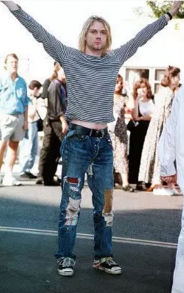 Kurt Cobain dan gaya ripped jeans yang dipopulerkannya | pinterest.com/mar97cz