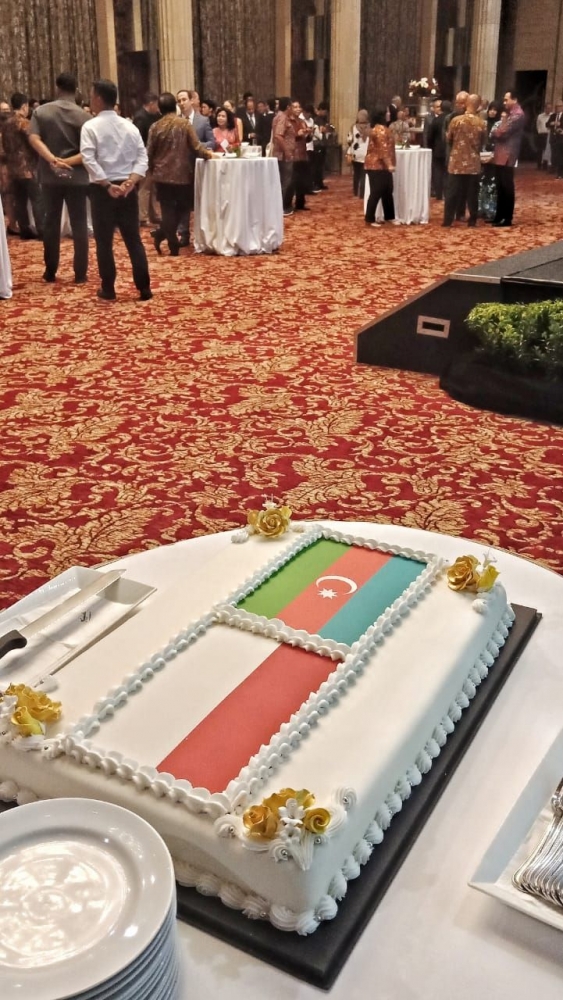 Kue perayaan 101 Anniversary Acara 101 Anniversary Republik Demokratik Azerbaijan di Hotel Kempinsky, Jakarta Pusat, Senin 29 April 2019. (Foto Ganendra)