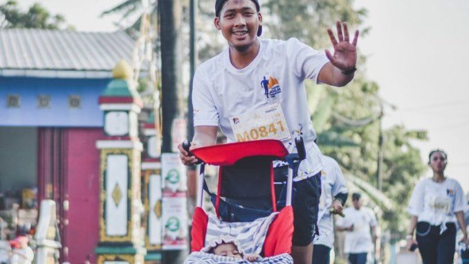 Mandiri Jogja Marathon sebagai wahana quality time yang cukup menarik bagi keluarga. Sumber : dolanotomotif.com