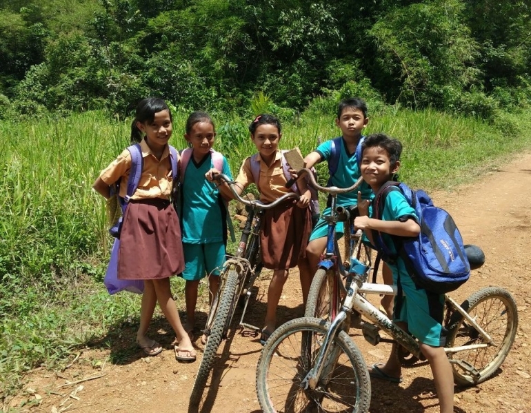 Anak-anak SDN 21 Mungguk Tawak, Sumber: Photo Pribadi Penulis