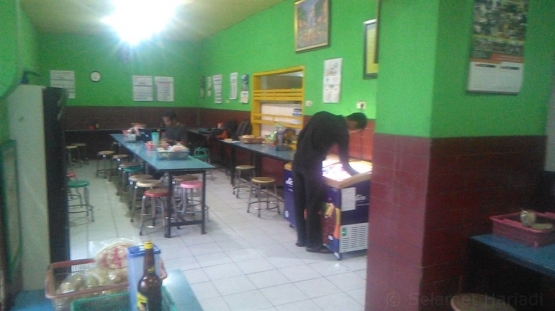 Suasana di Soto Lamongan oro-oro dowo Malang (dok. pribadi)