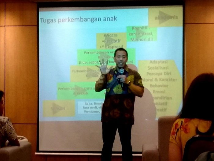 dr. Tri Gunadi, A.Md., OT., S.Psi.Direktur YAMET