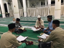 Imam Masjid Babul Maghfirah membuka kegiatan Tadaruss Al Quran | Wirzaini Usman 