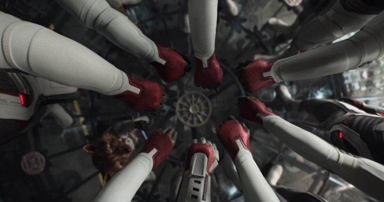 Avengers Hand with White Suit