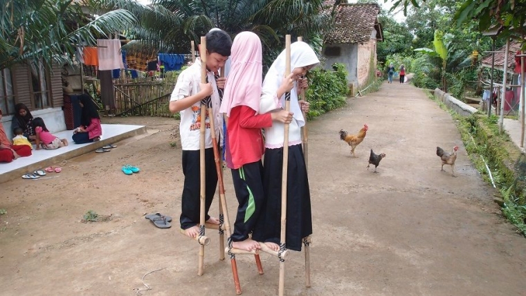 Bukan Main Mobile Legend Anak Anak Kampung Cibiru Bermain Bukan Main Mobile Legend Anak Anak Kampung Cibiru Bermain