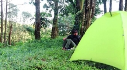 Jeff Rekando di Hutan Curug (Tangkap Layar Youtube Jeff Rekando)