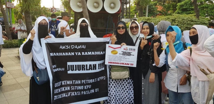 Sebuah kelompok melakukan imbauan aksi damai menjelang ramadan 1440 H datang. (foto: internet)