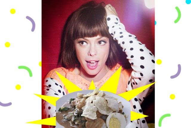 artis-makan-gado-gado-5cd4ecbe3ba7f7669c693ef2.jpg