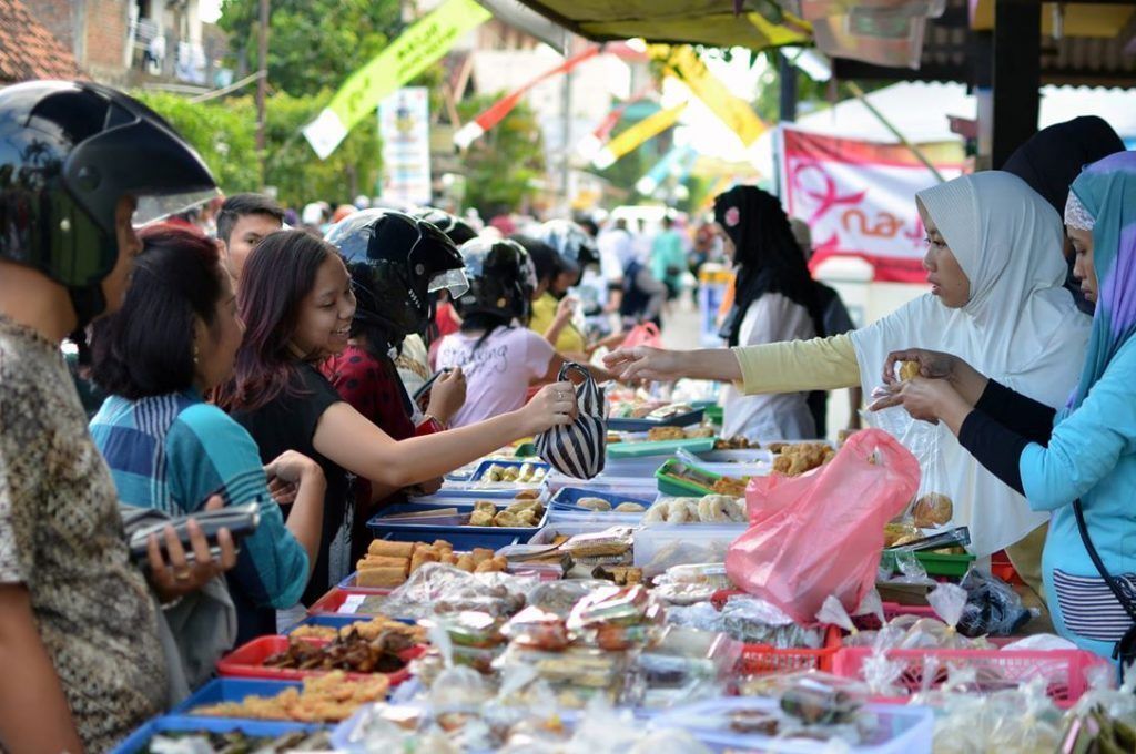 Pasar Ramadan Foto Via Ngetrip