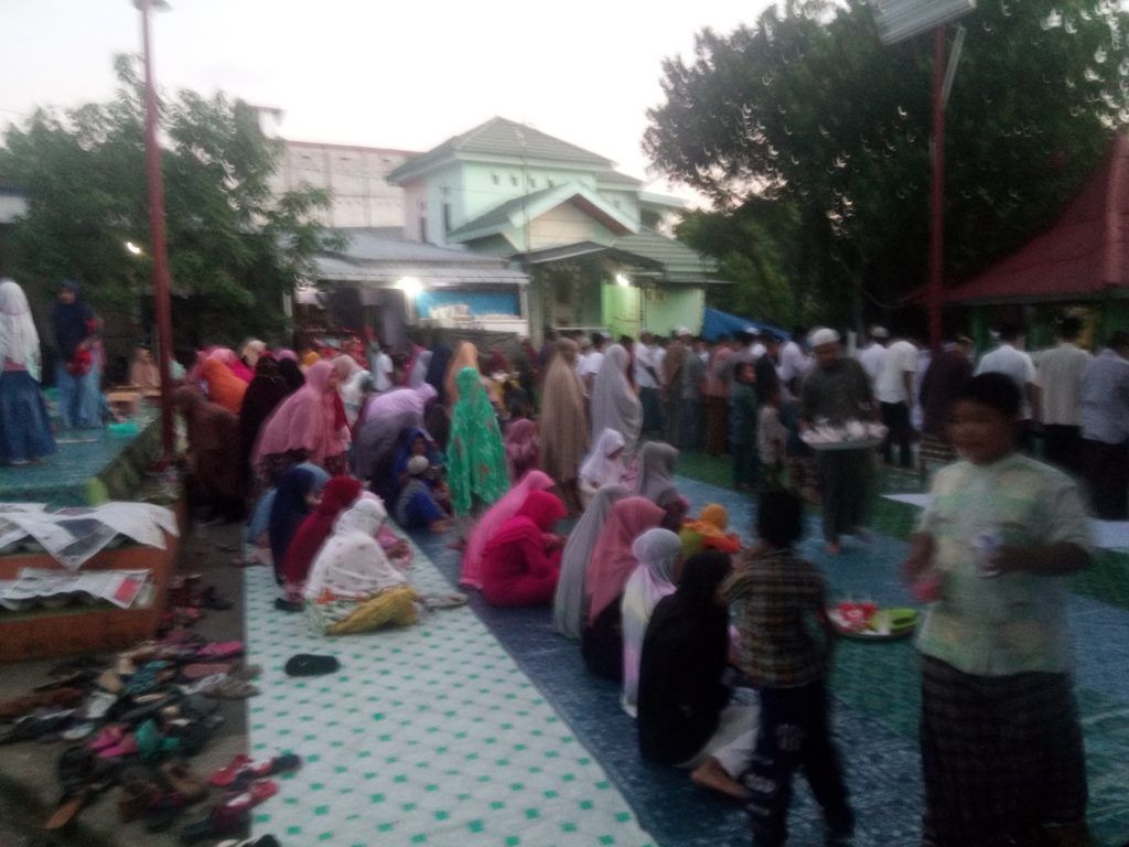 Bukber di Lapangan Bulutangkis BPS I/dokpri